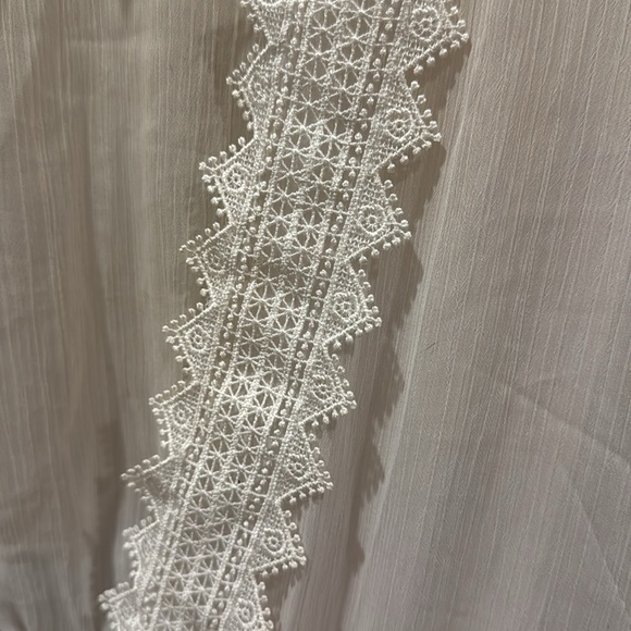 David’s Bridal - White Sheer Robe - Size S/M - Picture 3 of 5